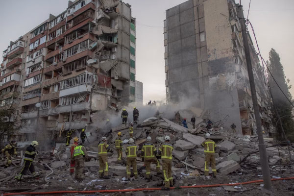 Russian Strikes Cut Kyiv Power, Reducing Water Pressure Across Parts of City